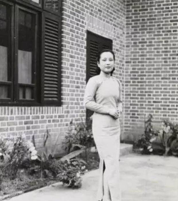 蓝妮:生完四胎后净身出户,拒收张学良5万元,30岁成商界女强人_孙科_李