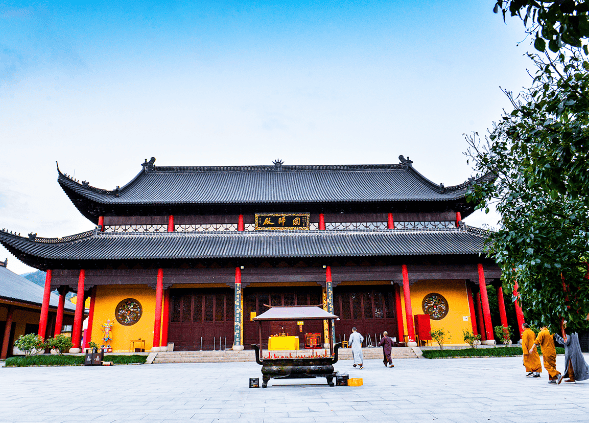 四海云游获嘉旅游景点,同盟古镇享受片刻的宁静与安逸.