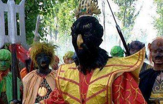 大鹏鸟一天吃500条龙,但白龙马一点不害怕,其中别有隐情