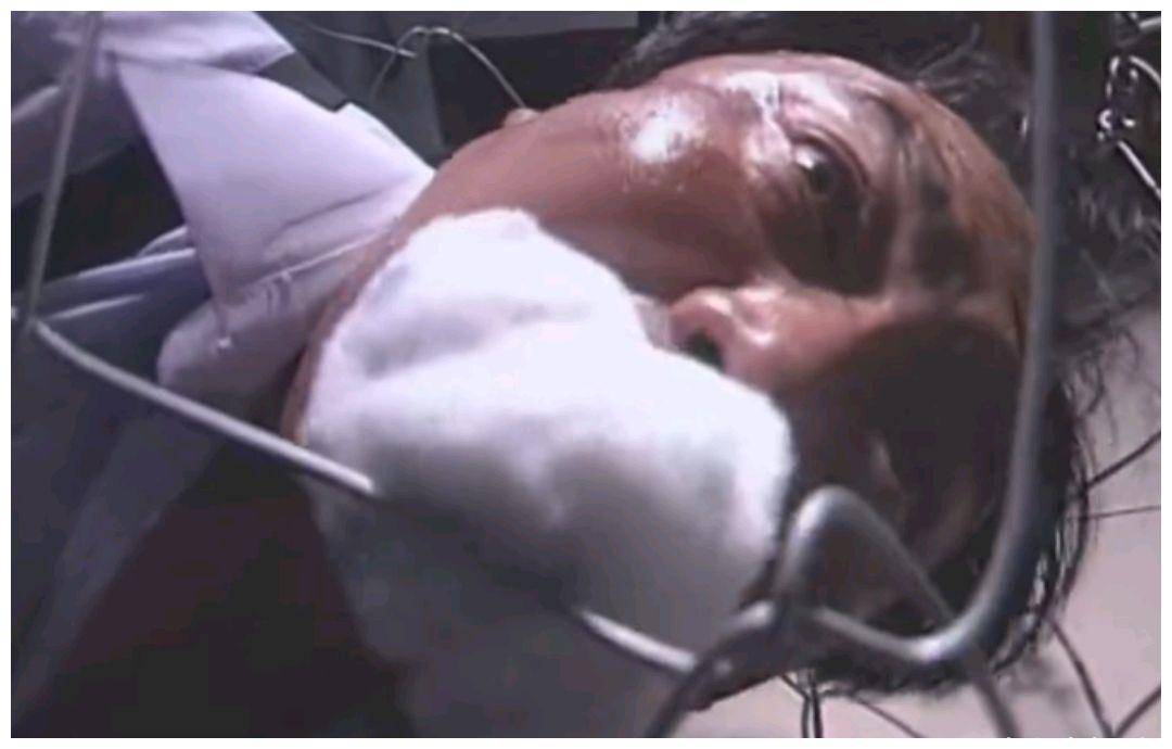 女护士李凤萍肢解尸体煮熟肉快,真的还不属于残忍狠毒吗?