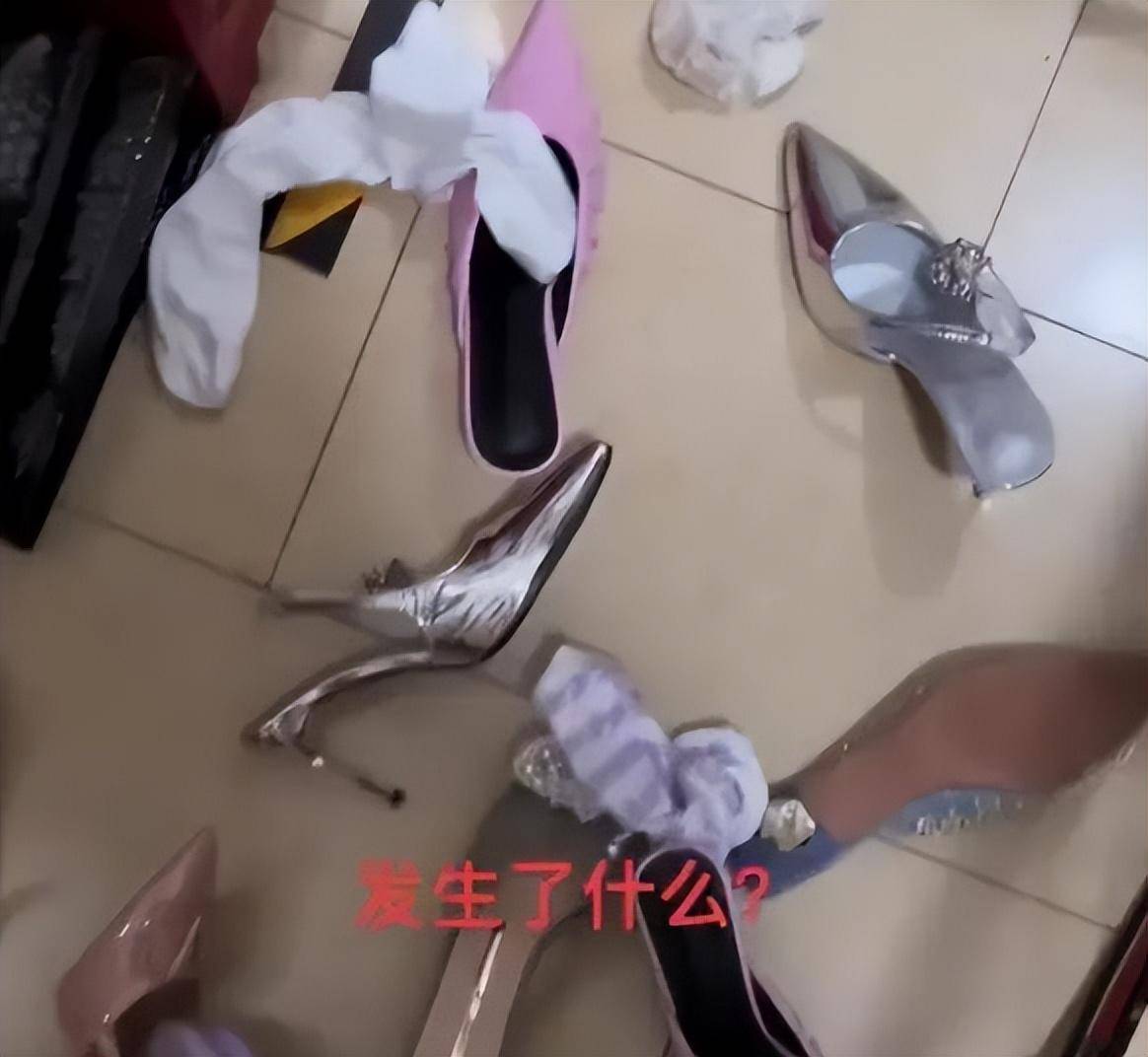 女子将高跟鞋放在门口,被人偷翻后不满吐槽:上面总出现不明液体