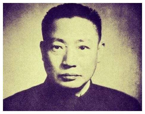 年9月5日,国民党军统局西南特区少将副区长周养浩以蒋介石召见为由,把