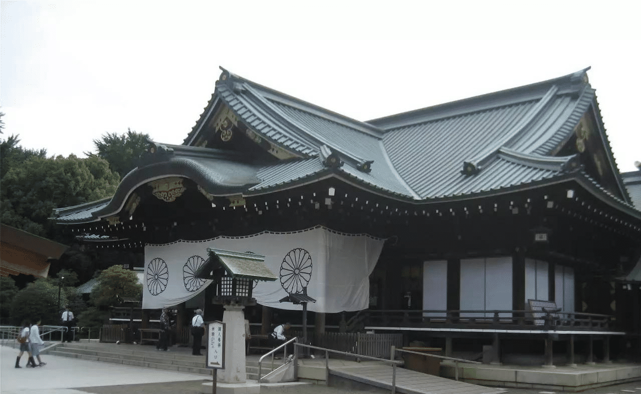 靖国神社登上书籍封面,大连理工大学出版社闹哪般?这可是大连啊