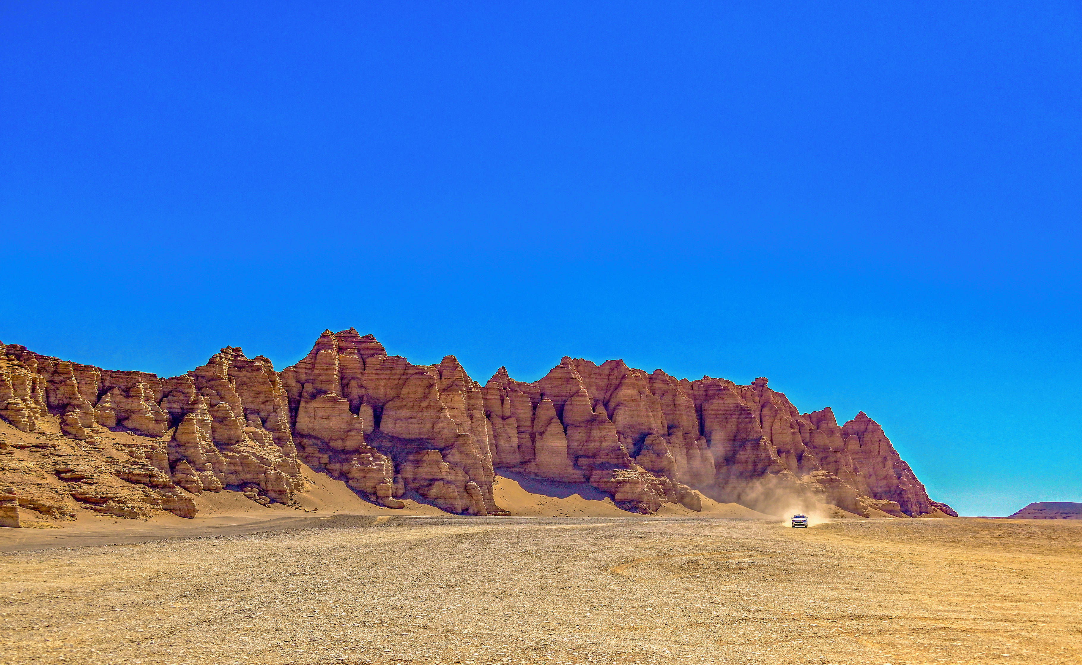 新疆哈密游玩攻略(含交通住宿)