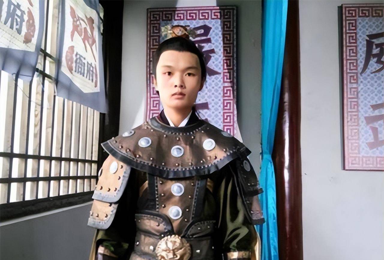 湖南穷小伙吴永宁,为挣10万给母亲治病,不幸从263米楼顶坠亡