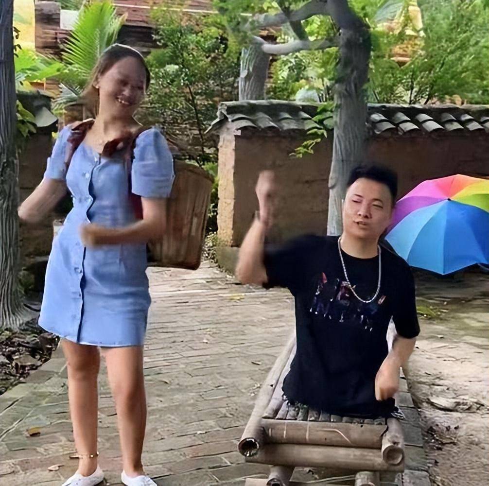 无腿丈夫与女粉劈腿,独臂妻子带娃离开,如今怎样_阿娇_小波_生活