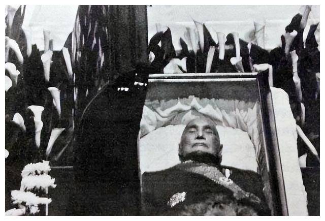 蒋介石孙子召开发布会,提出"两蒋"移灵大陆,2句话让世人唏嘘