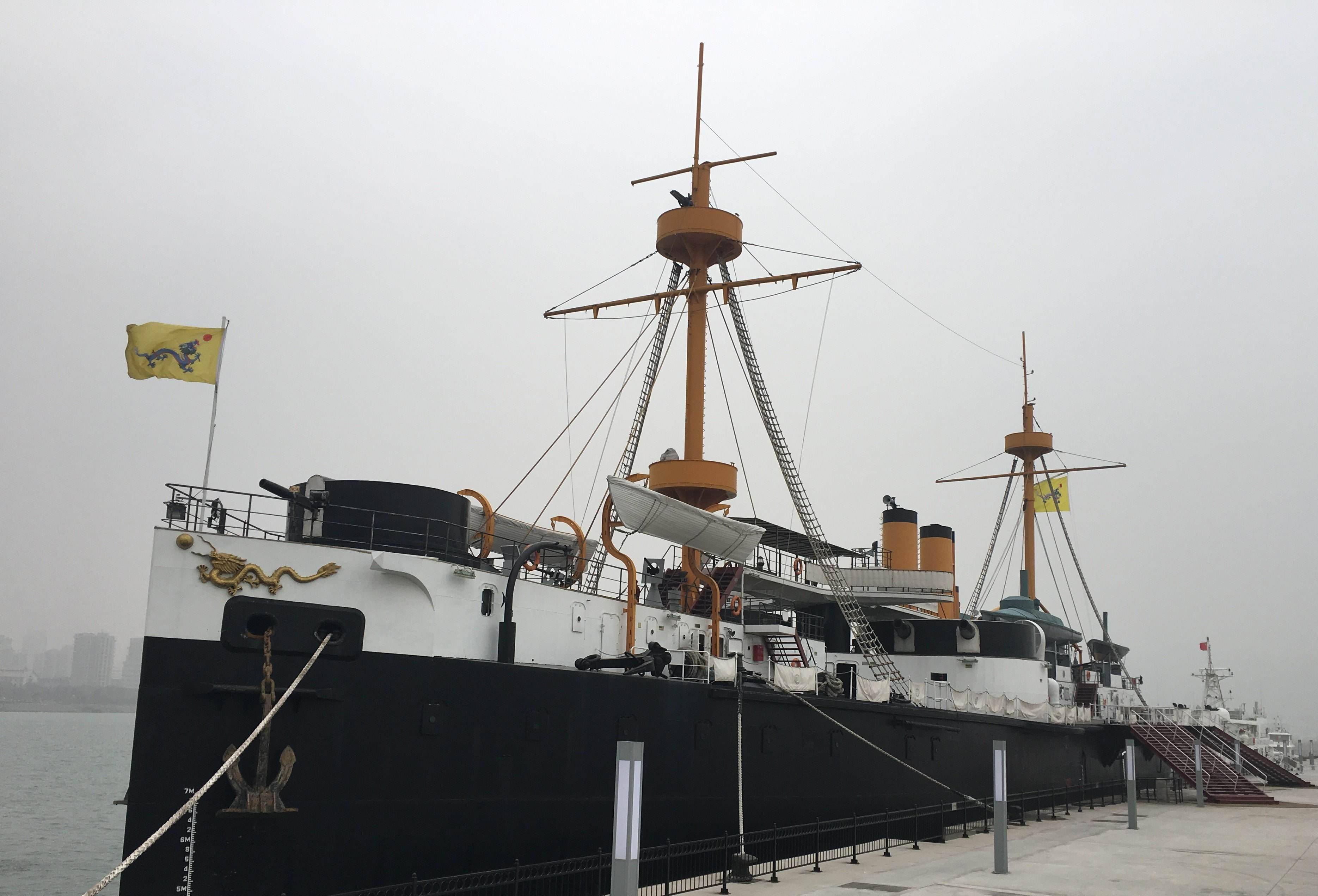 山东威海刘公岛,打捞出甲午海战沉没125年定远舰,遗物令人泪目