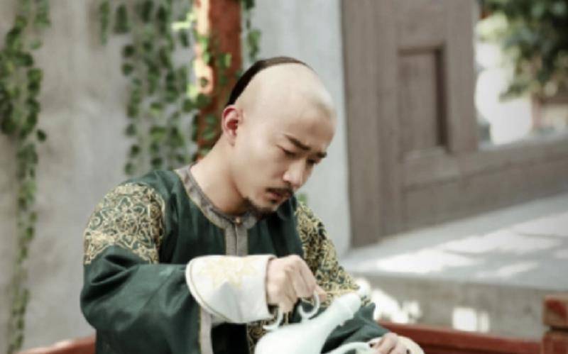 胤禔被康熙圈禁26年,为解闷疯狂纳妃生孩子,成另类"人生赢家"_父亲