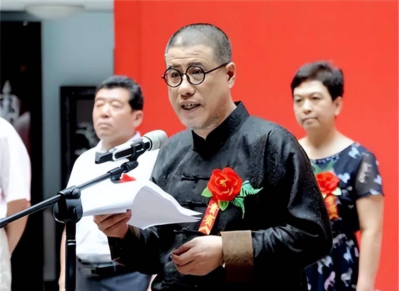 爱新觉罗恒绍_中国_股骨头