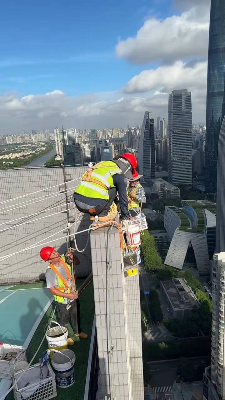 高空作业下吊绳方法图片