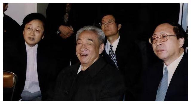 邹家华:邹韬奋的儿子,叶剑英元帅的女婿,今年96岁,身体康健