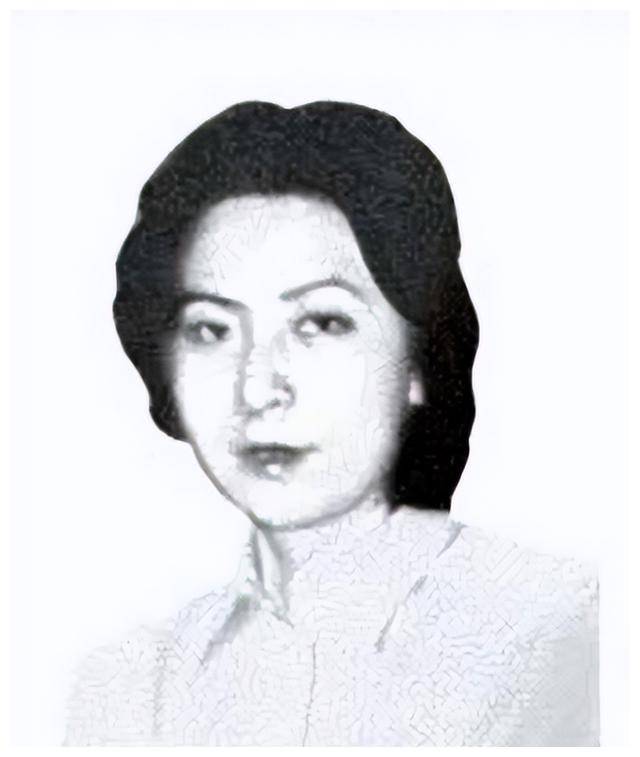 李平,但是认识他这个人,要从他那最为著名的情妇——成克杰"土皇帝