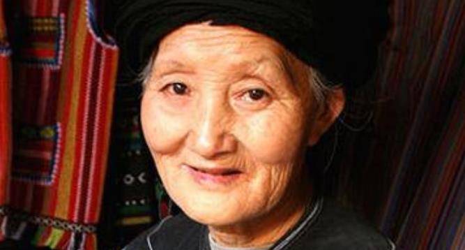 把"最美压寨夫人"旧照片修复到18对,看清后,难怪土匪会心动!