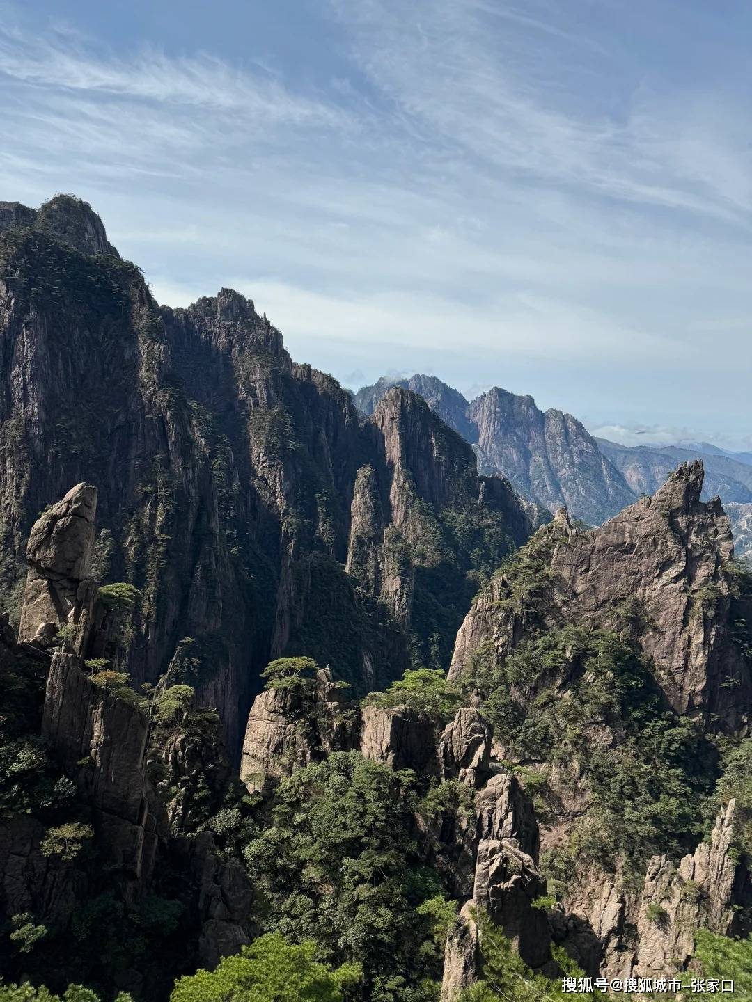 3日找本地团游,黄山三天找导游跟团定制游费用多少钱_小雪_旅行_风景