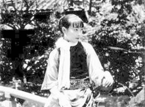 惹得陆小曼吃醋,称她是茶杯_赵太侔_田汉_俞大纯