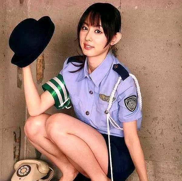 美国女狱警图片