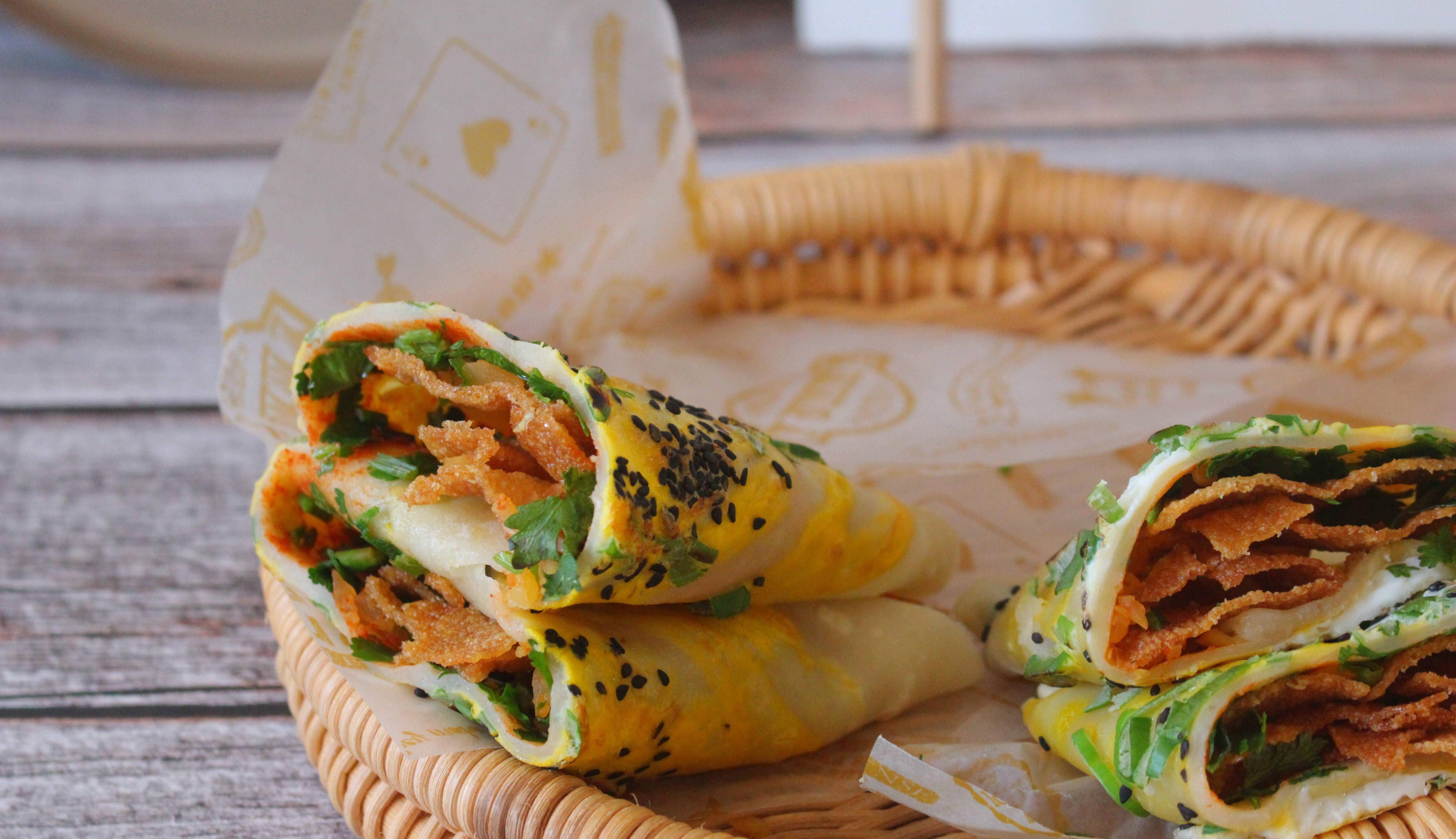 煎饼果子薄脆的做法和配方:小吃创业的良机