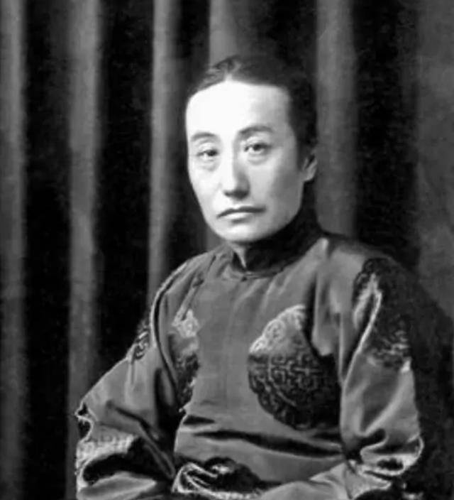 刘长瑜与钱浩梁:台上是红灯记父女,台下势同水火,从无眼神交流