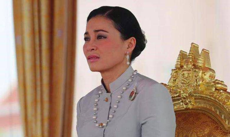 诗妮娜贵妃被投入监狱后,她的家事不再是秘密,曾利用地位谋私利