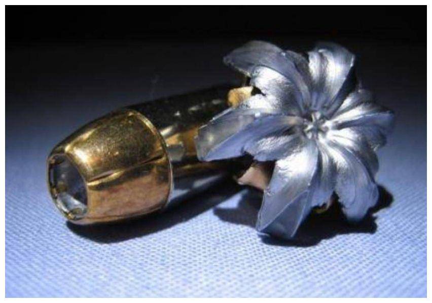 达姆弹会"开花"还是要有原装子弹另外需要强调一点,由于旧弹壳不能