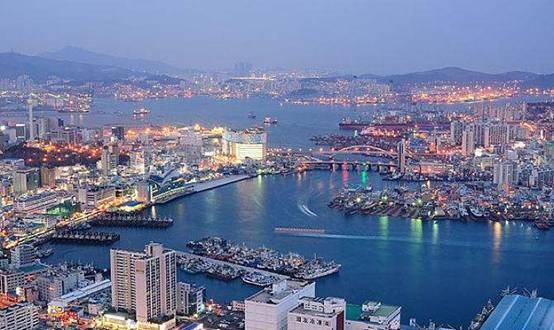 频繁在韩国电影中露脸,韩国第二大城市釜山是什么样的?