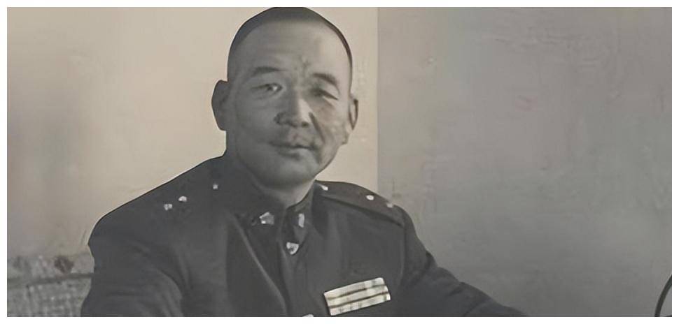 1977年胡琏夜间猝死,儿子:他晚年不敢提粟裕,死前长叹了一句话_石牌_国军_抗日战争