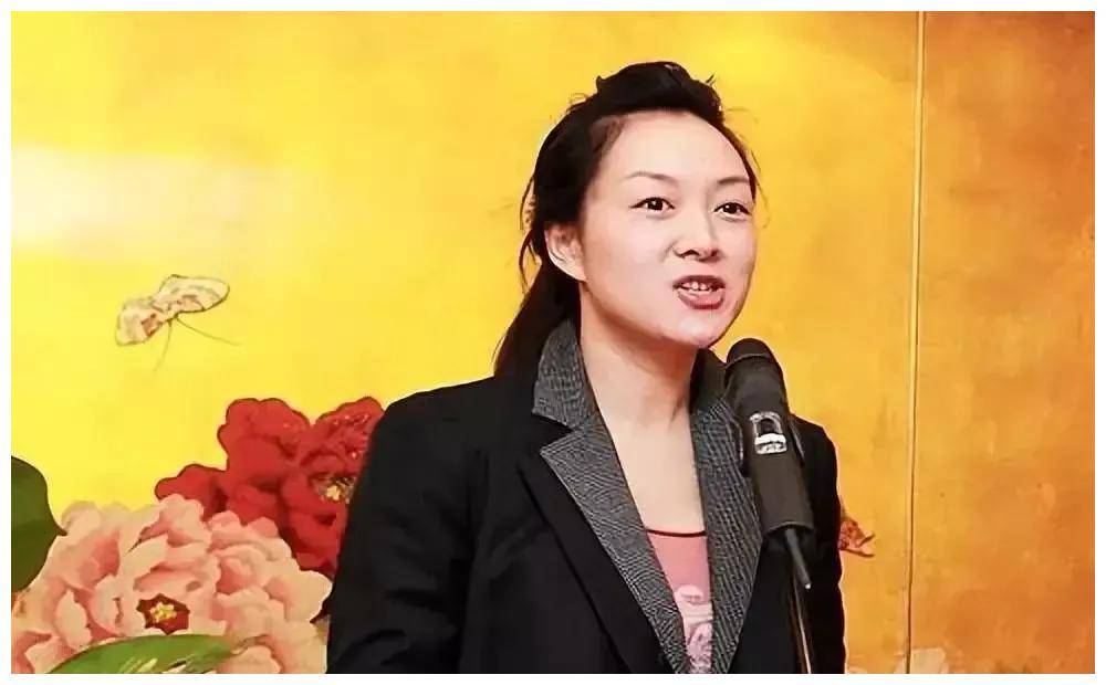 "南艺校花"竟是高官情妇!靠肉体一路晋升成部长,最后双双落马