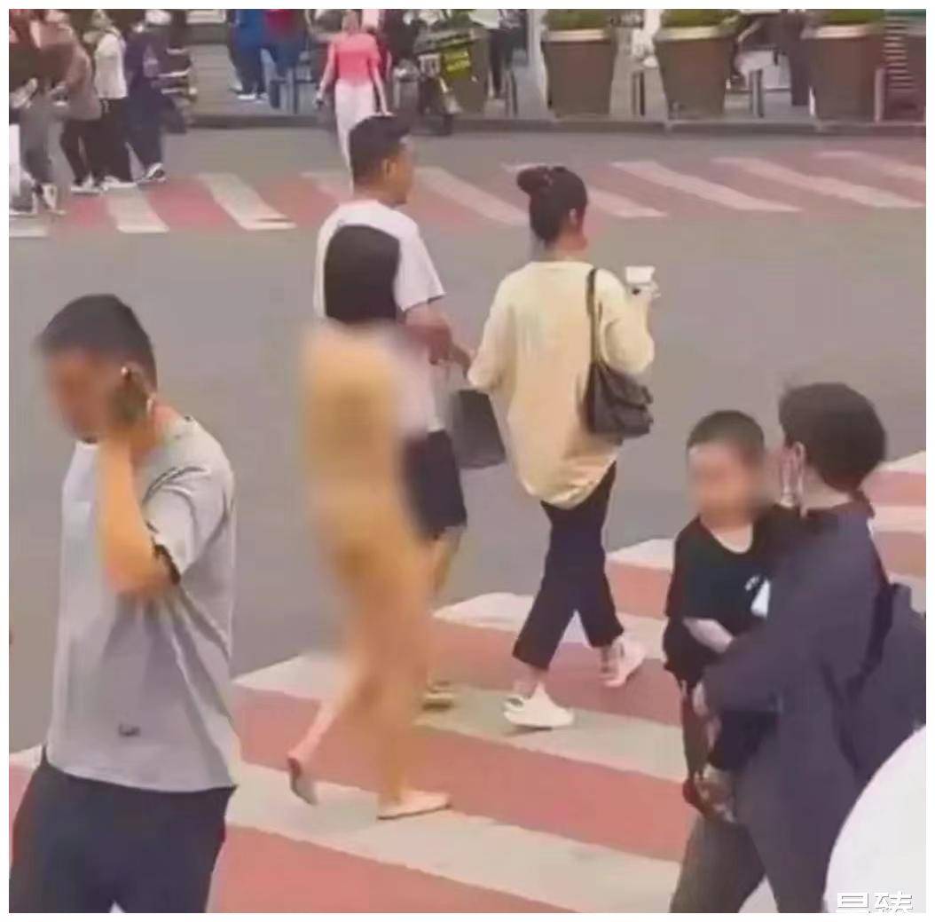 女人全身光无遮挡照片图片