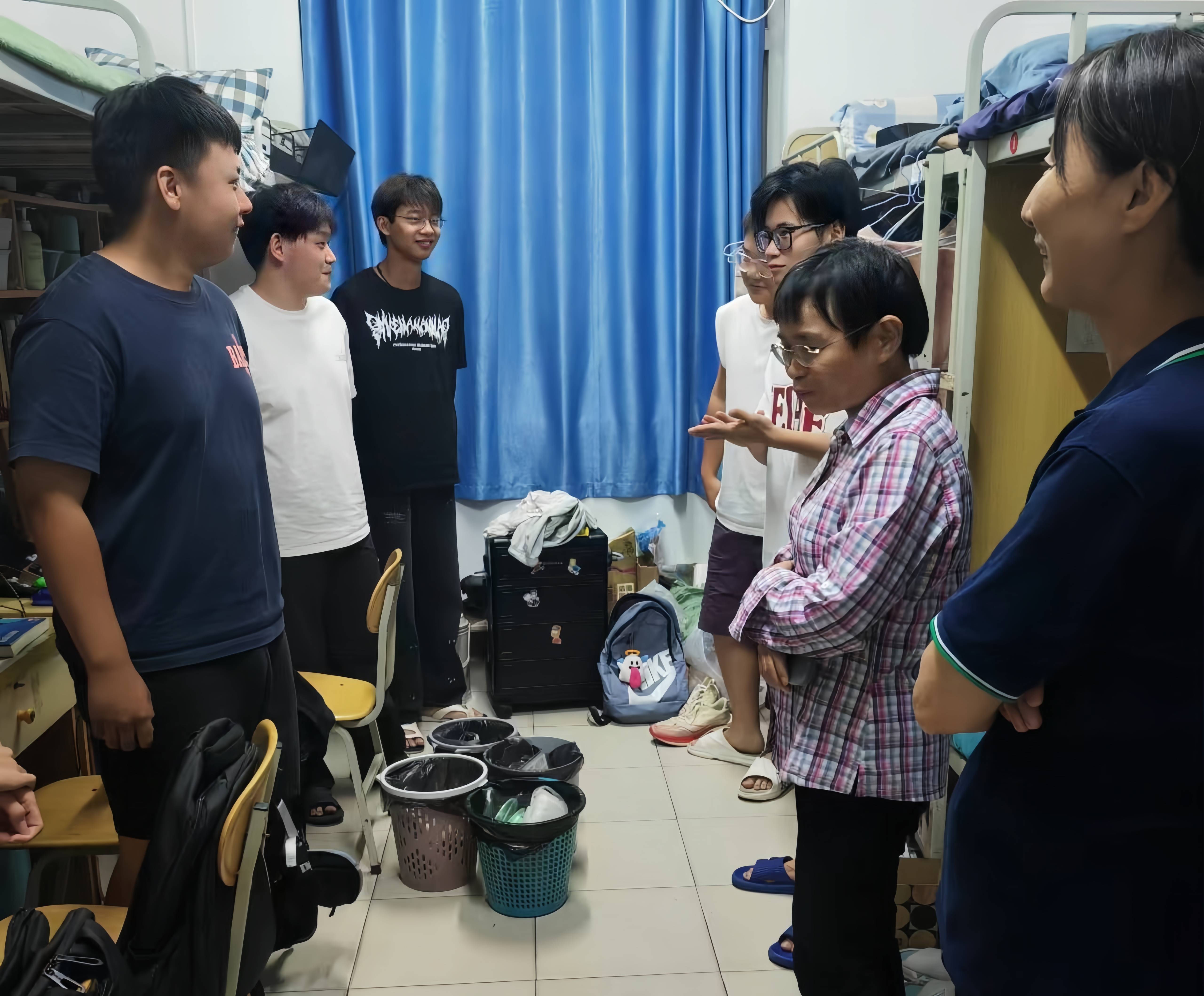 水资源与现代农业学院开展文明宿舍检查工作