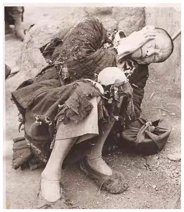 古代饥荒时,灾民为何宁愿吃草根树皮,也不吃水里的鱼虾