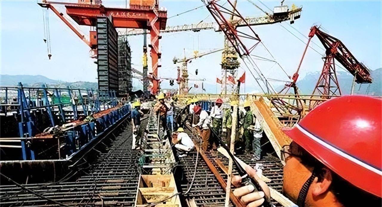 三峡大坝修建时,如何截断长江急流?世界未有先例,中国却办成了