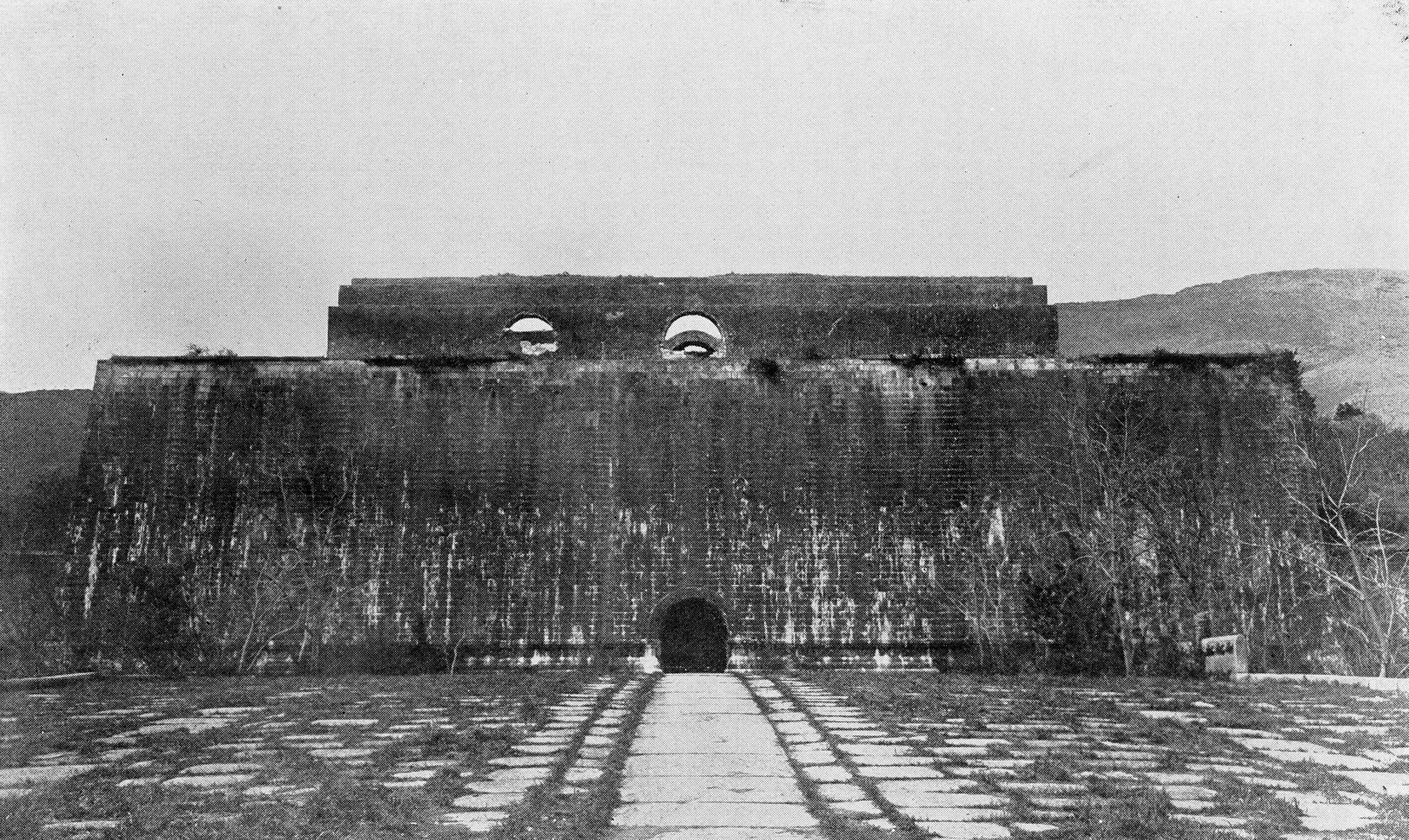 明孝陵破败不堪,但地宫完好无损_大报恩寺_明朝_明城墙