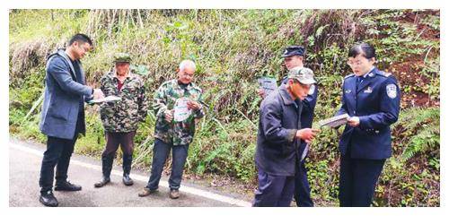 小伙杀害同村少妇潜逃21年,被捕时开百万豪车,赔家属40万获谅解_向勇