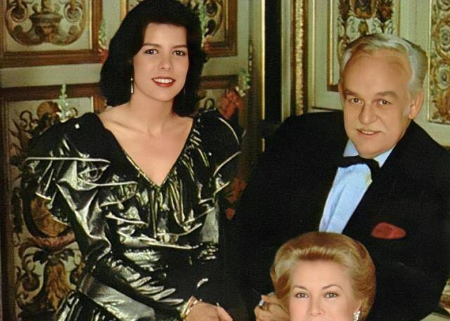 妻子介绍公主与丈夫相识,不料却引狼入室,公主最终后悔不已_卡罗琳_恩