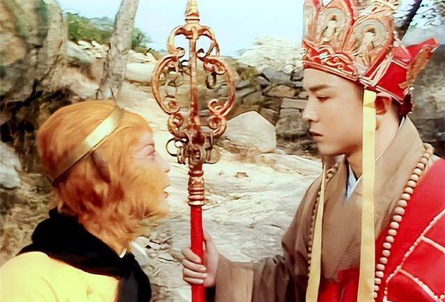 从"心猿归正"这一章节往后,讲述的都是孙悟空一心一意为唐三藏保驾