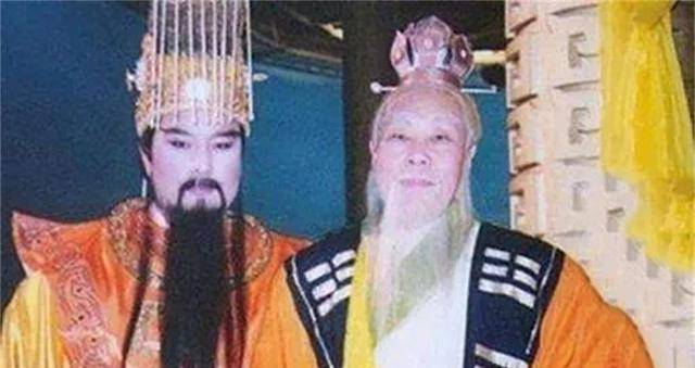 "玉帝"专业户王卫国:被印在冥币上,想要维权却不知道该控告谁