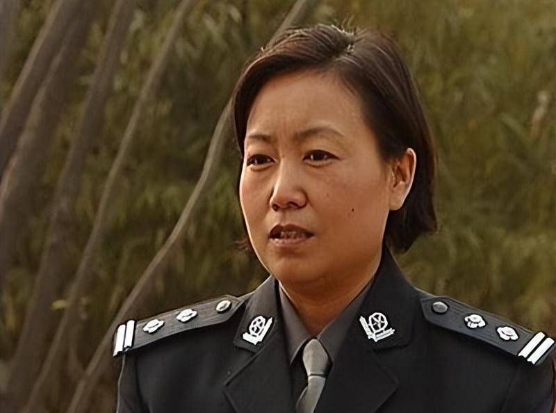 原创任长霞牺牲后,父亲始终不知其死讯,16年后儿子的一番话令人动容_陈秀英_登封市_公安局