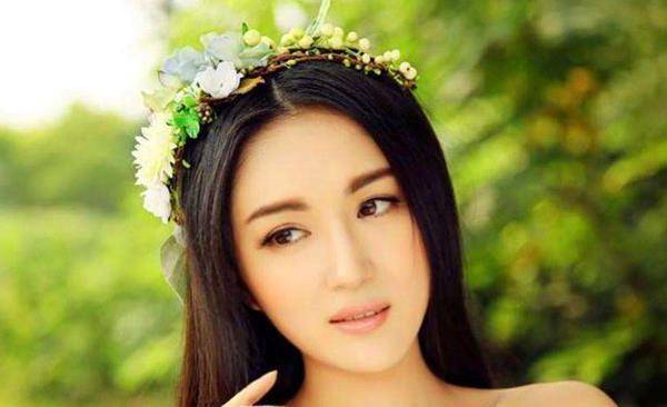 原创老祖宗常说:"男阔金,女阔银,阔头女子最难寻",什么意思?