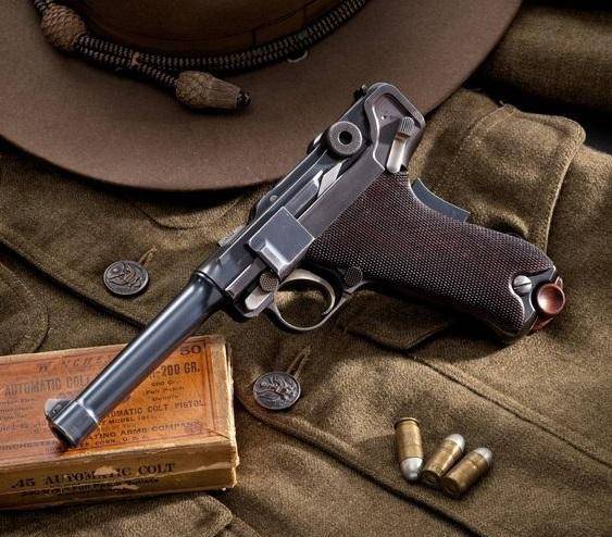 纳粹军人的至高荣耀:拥有一支鲁格p08,是一种身份的象征!