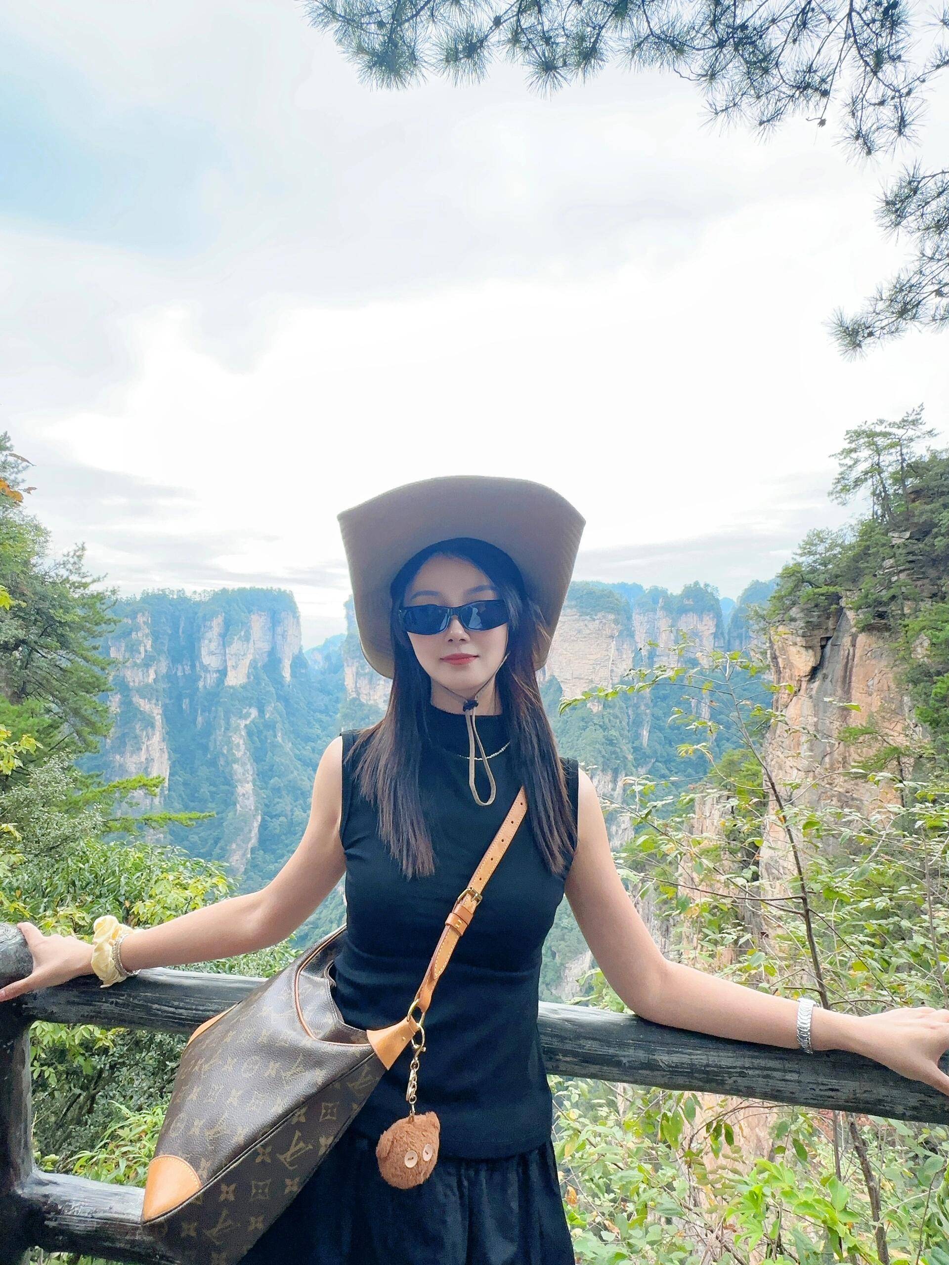 深圳至张家界五日游：美景美食全攻略，注意事项，必打卡景点全指南！_午餐_腊肉_景区