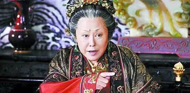 原创杨家将中的佘太君,究竟活了多少岁?又是怎么死的呢?