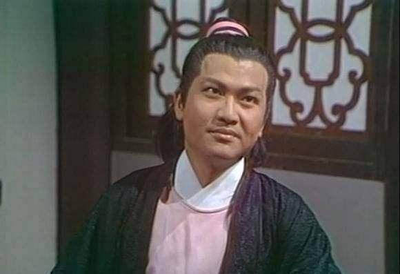 《射雕英雄传》中丘处机的武功比"五绝"差多少?