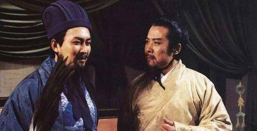 二龙山上,杨志排在武松前,为什么上梁山后排在武松后面了?