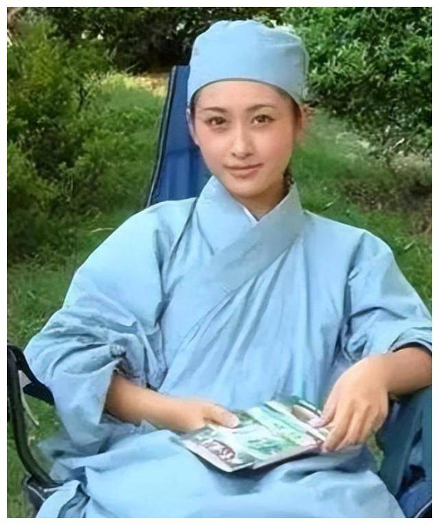 女道士正规盘头图片