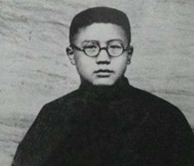 从杂货铺的伙计,到中国现代数学之父,华罗庚如何创造这一奇迹?