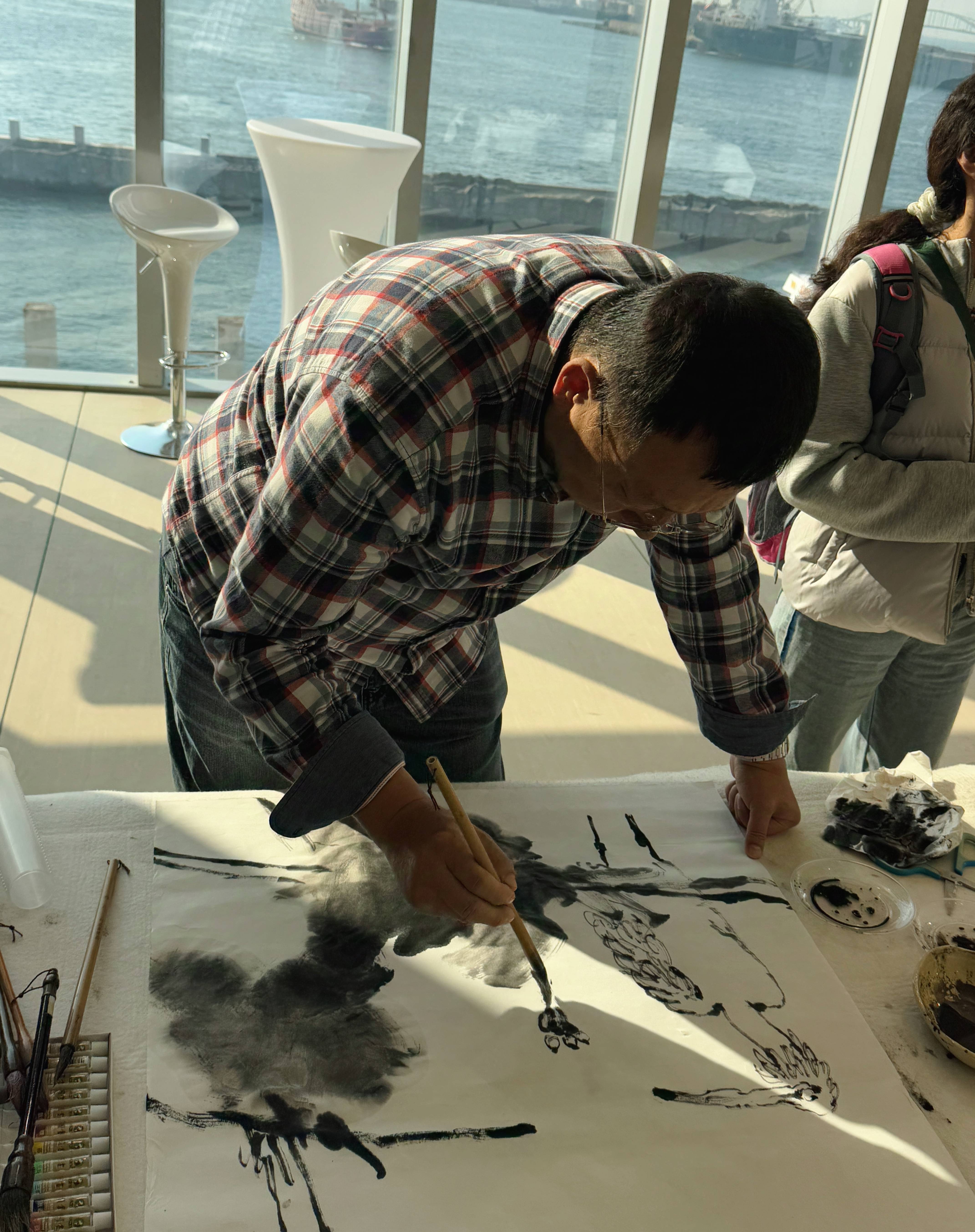 实力派书画家王玉隆先生受邀参加日本大阪中日书画交流展
