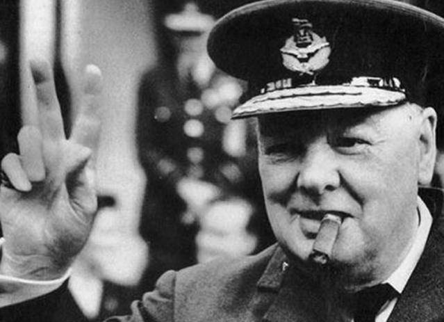 这个英联邦国家,为何在二战中坐视英国人被希特勒狂轰滥炸