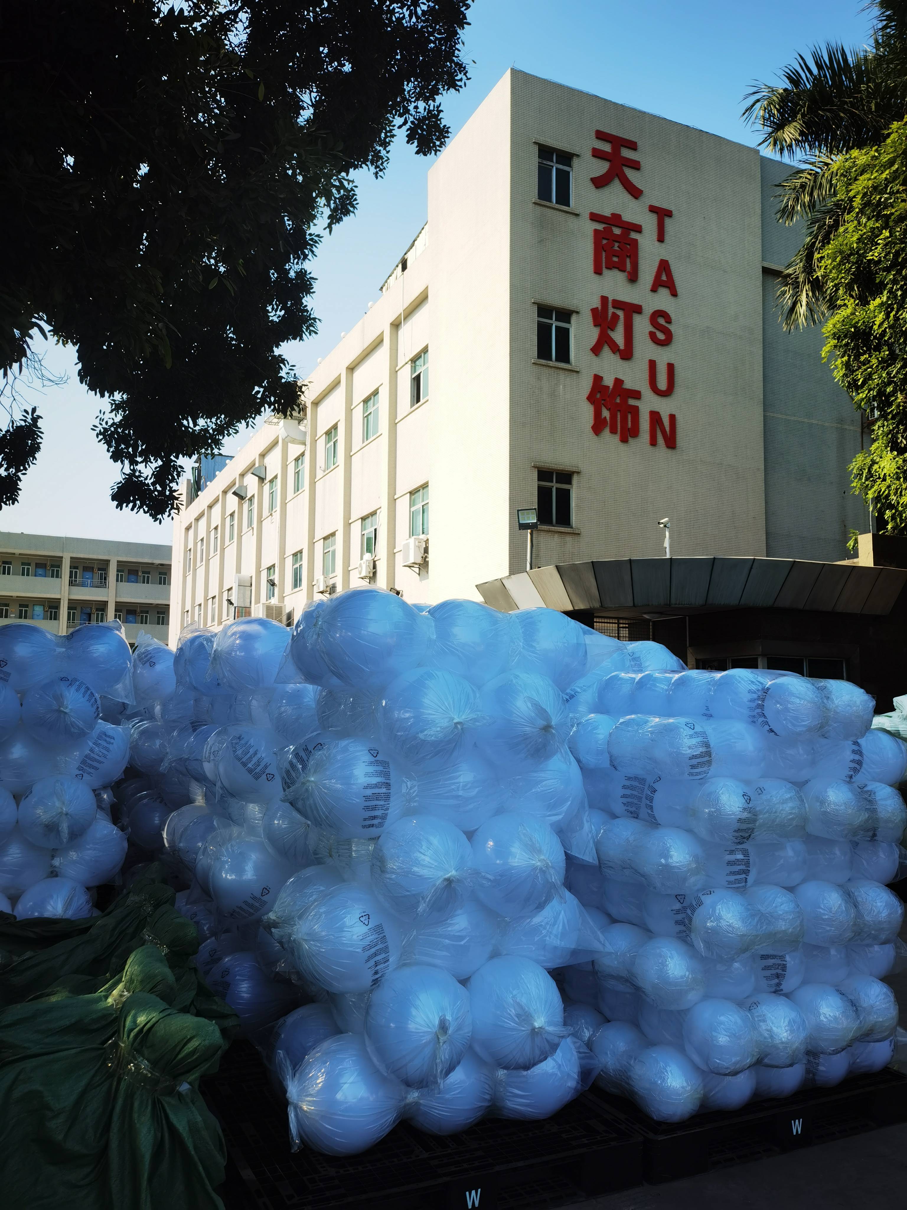 滚塑加工模具厂如何应对美国制裁的变局出口转型及业务转型