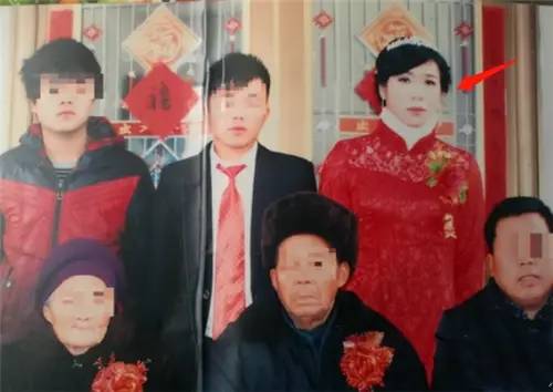 纪实:2015年河南一桩因男扮女装骗婚引发的荒唐闹剧_苗某_王磊_爱情